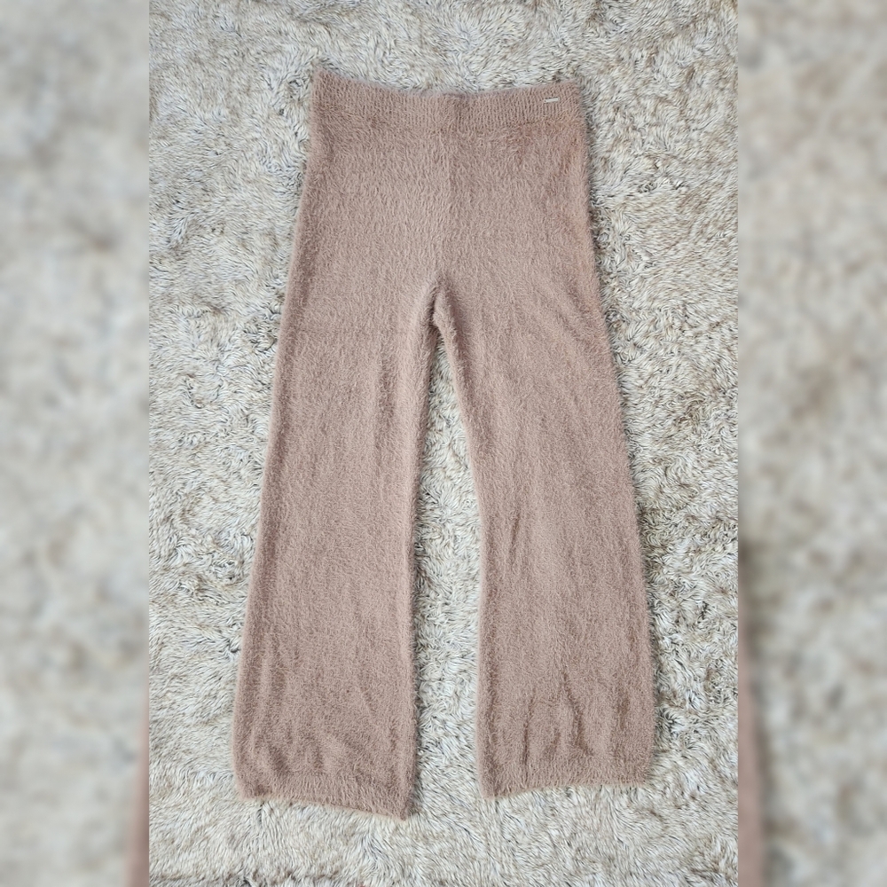 Bebe Soft Yarn High Waisted Sweater Pants Beige Women's Size XL
